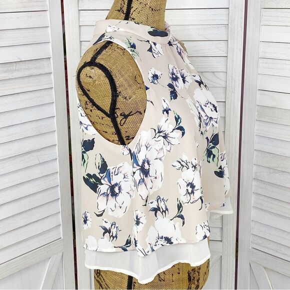 Astr the Label Floral Chiffon Layered Split Black Crop Blouse Blush XS - Picture 4 of 14